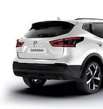 TYLNA NAKŁADKA OZDOBNA NISSAN QASHQAI J11 CZARNY POŁYSK CROSSOVER KE791HV10G